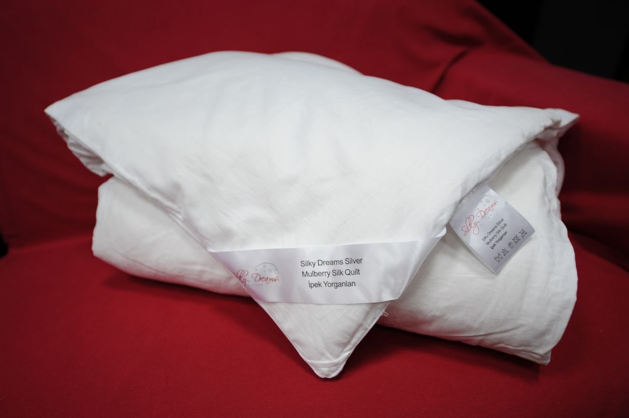 Outlet Silver Çift Kişilik İpek Yorgan - Yıkanabilir İpek